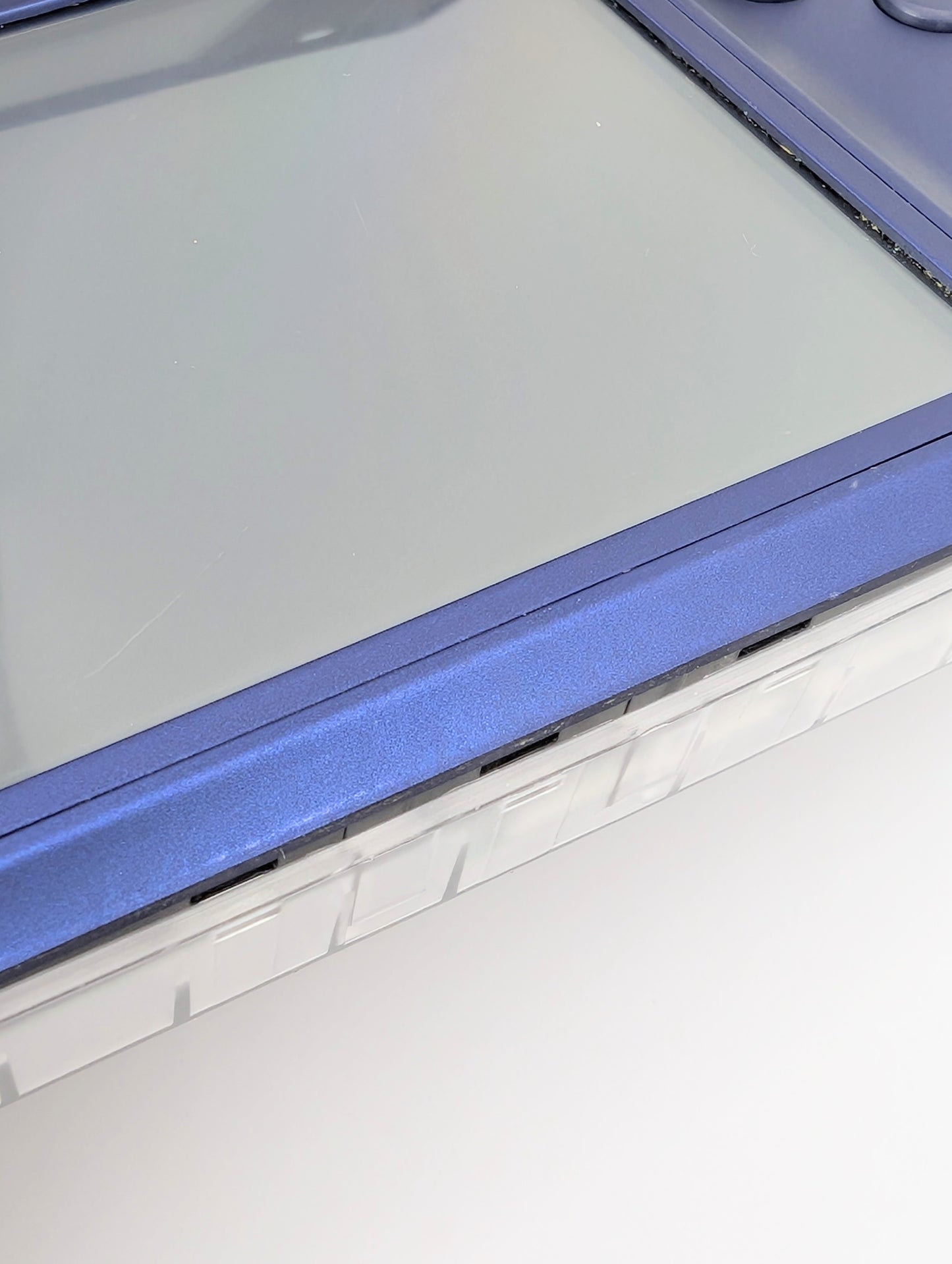 Nintendo DSi Custom Metallic Blue and Transparent White Shell