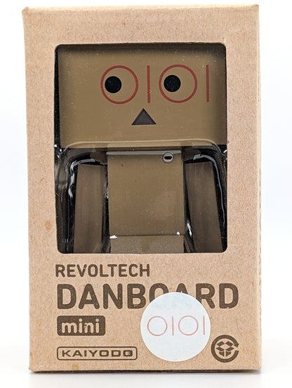 Kaiyodo Revoltech Danboard 3 inch Figures