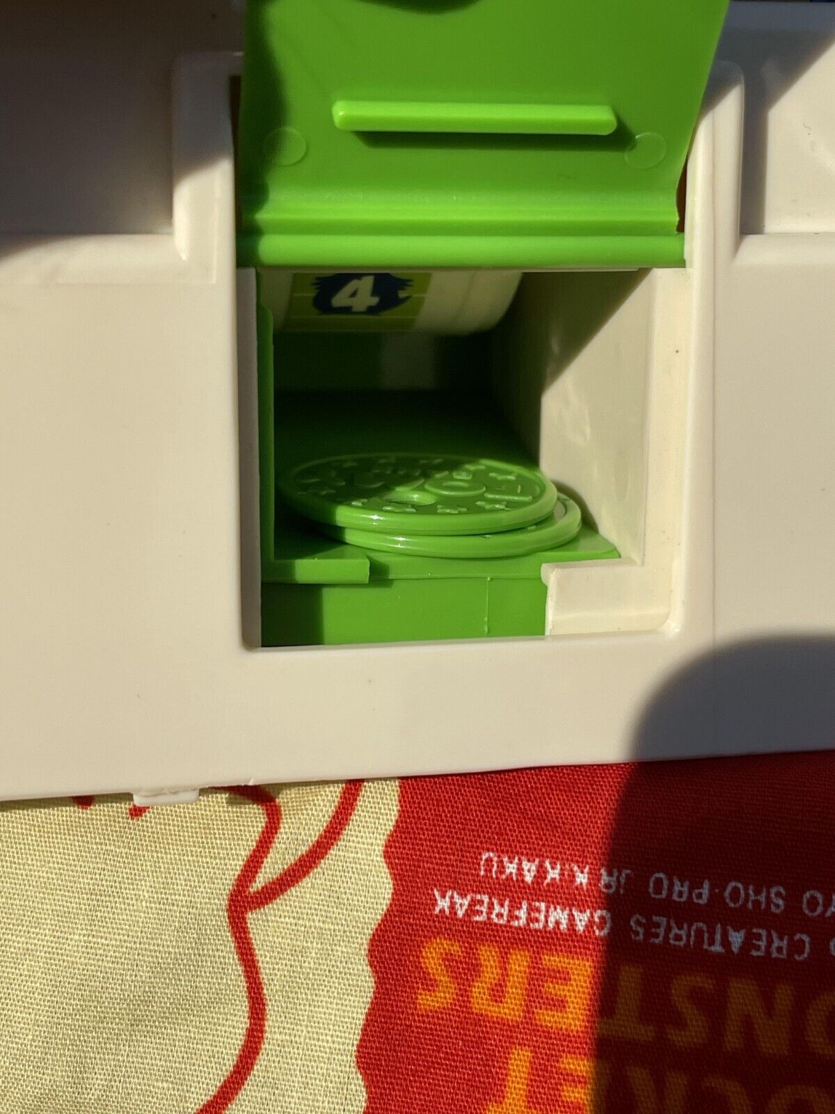 PKMN Gachapon UFO Catcher Crane Game