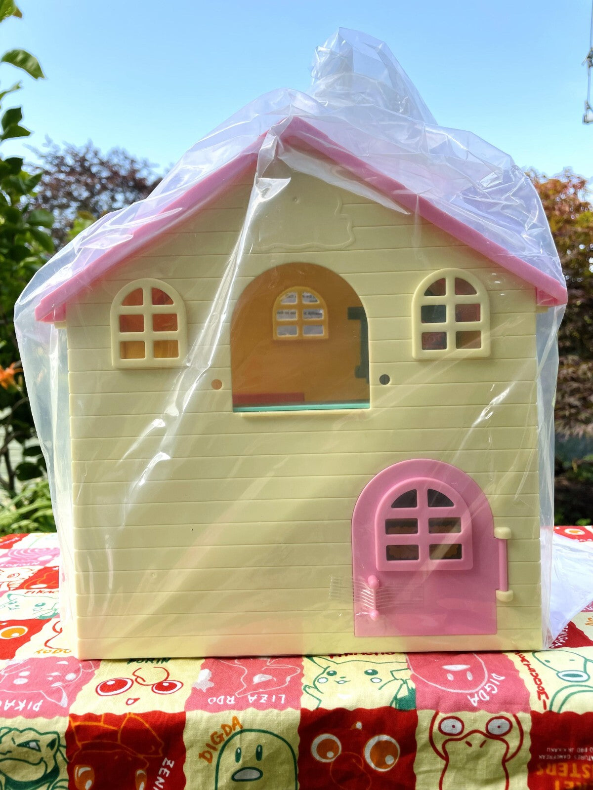 Tamagotchi Tama-Town Tama-Cafe Playset Complete